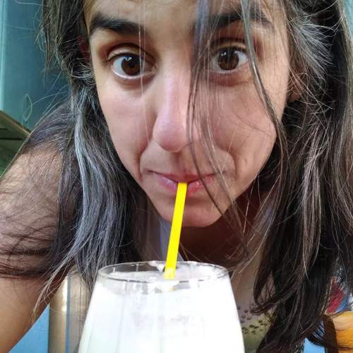 Imagen de mi tomando un batido